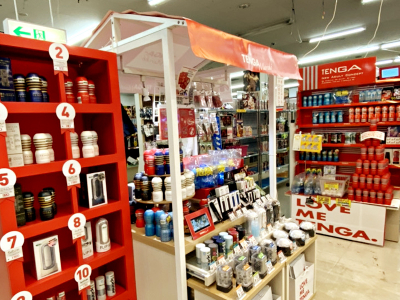 万代書店山梨本店